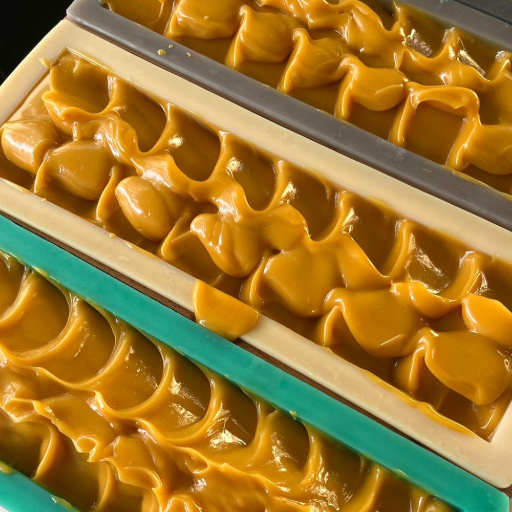 Sohava Blends Handcrafted Carrot & Rosehip Cold Pressed Soap | Suitable for all skin types | 100 gms